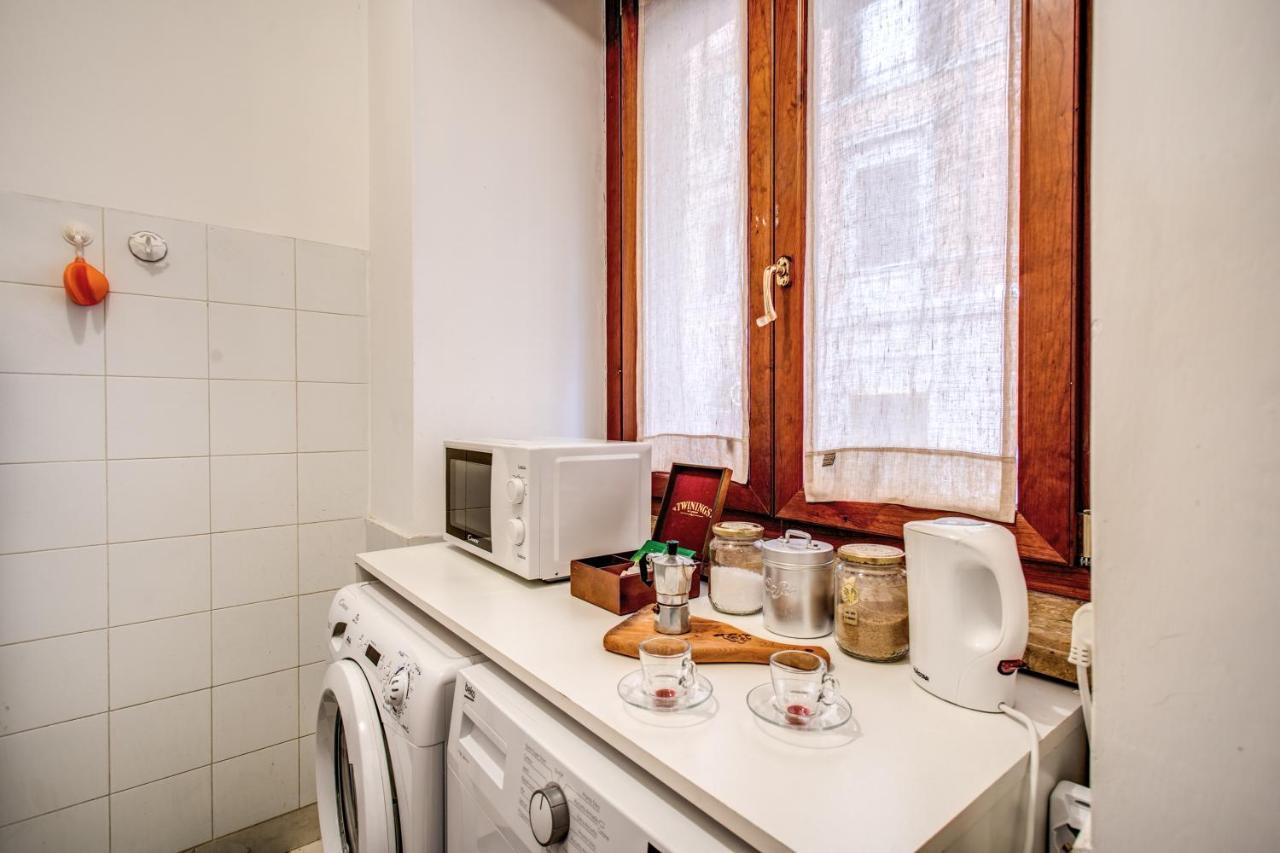 Popolo Accommodation - Lovely Central Apartment Ρώμη Εξωτερικό φωτογραφία