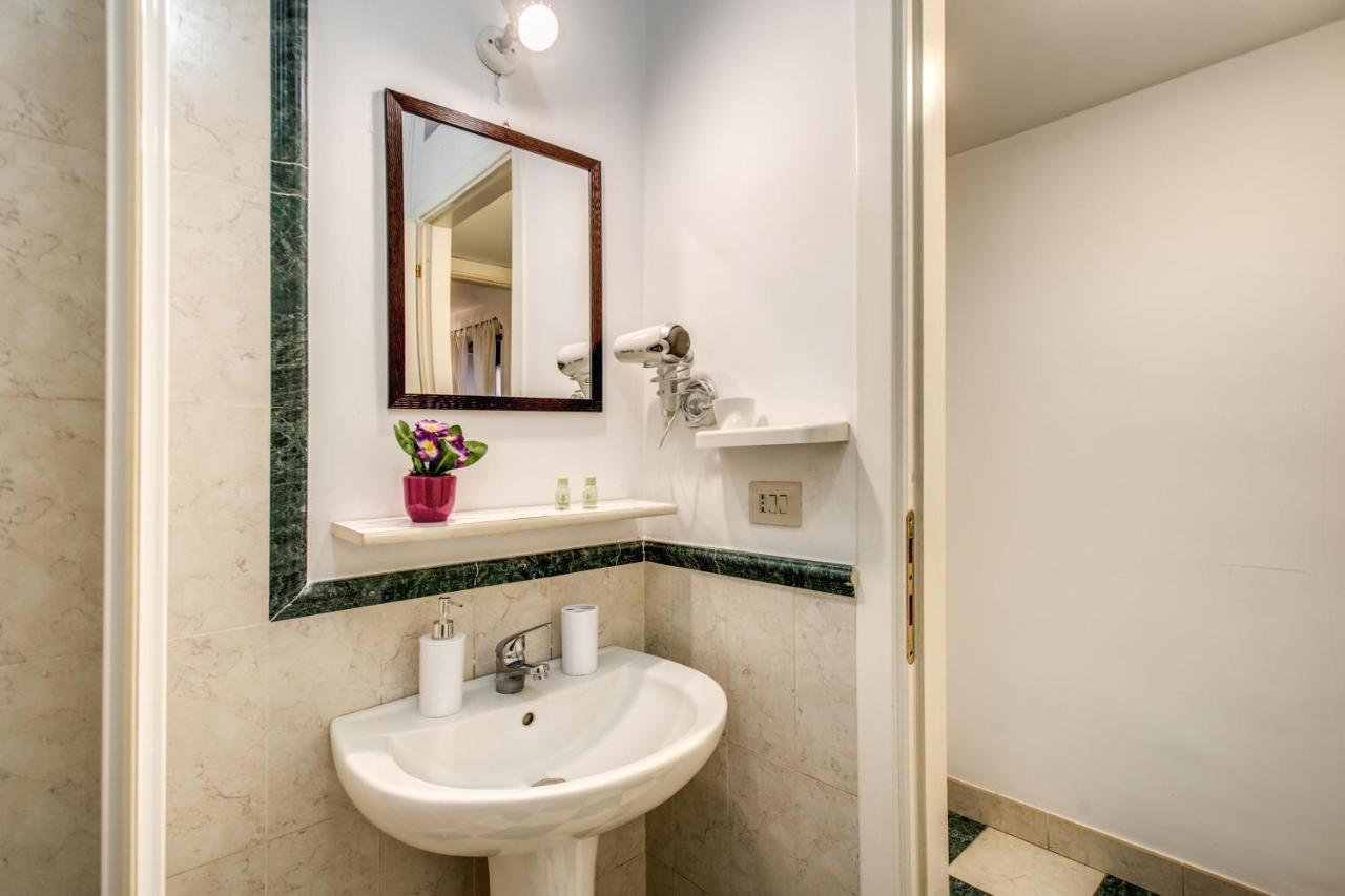 Popolo Accommodation - Lovely Central Apartment Ρώμη Εξωτερικό φωτογραφία